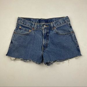 Vintage Levi’s 550 High Waist wedgie fit Jean Shorts